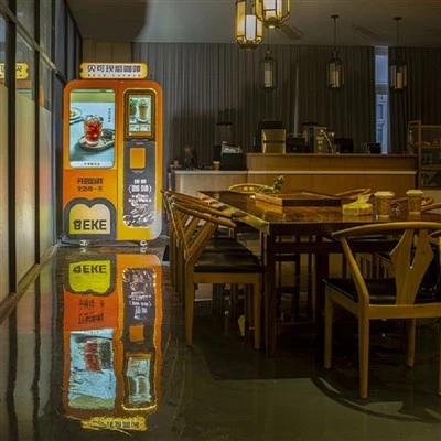 Automat na horkou a ledovou kávu